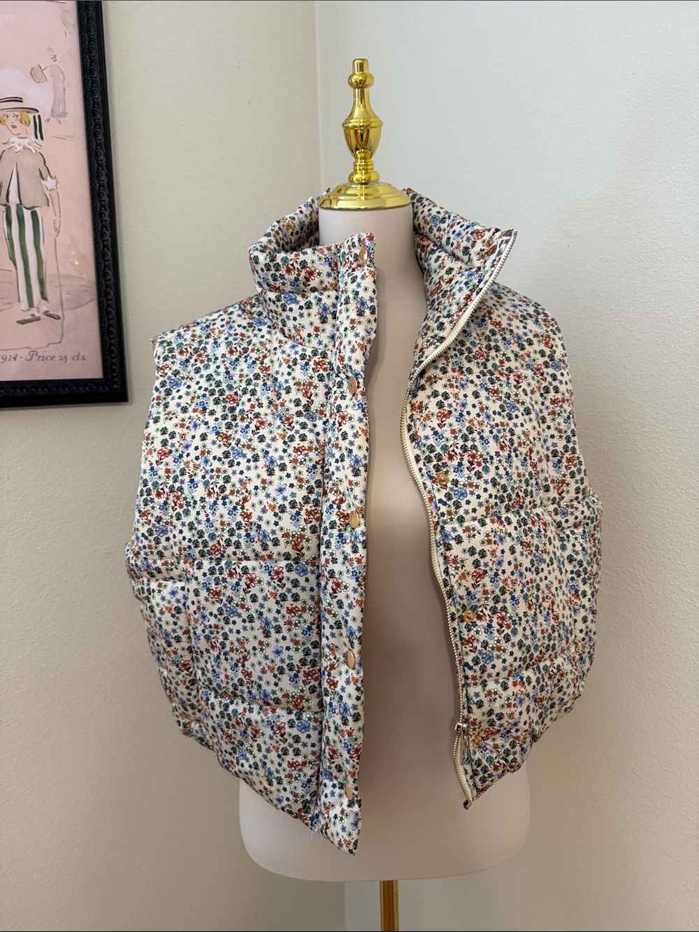 Floral Quilted Puff Vest - White Multi